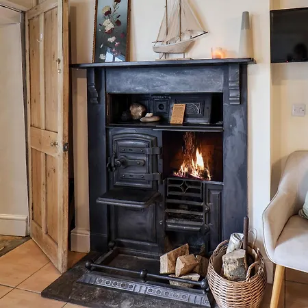 Corner House 펜션 *