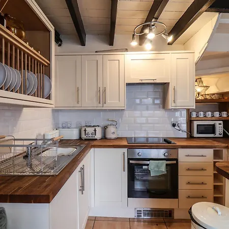بيت للعطل Corner House *